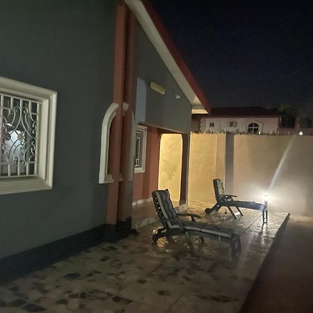 Nabixx Residence Brufut Kültér fotó