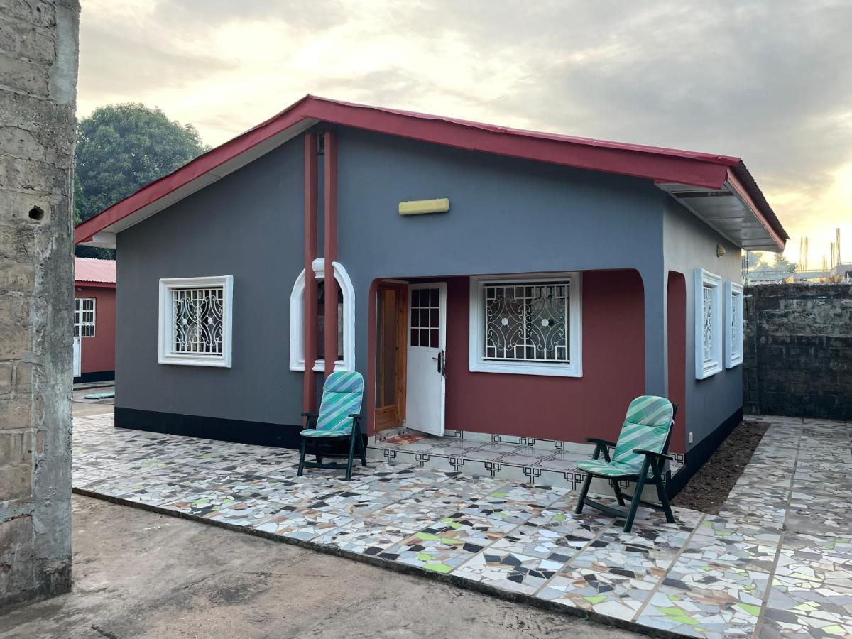 Nabixx Residence Brufut Kültér fotó