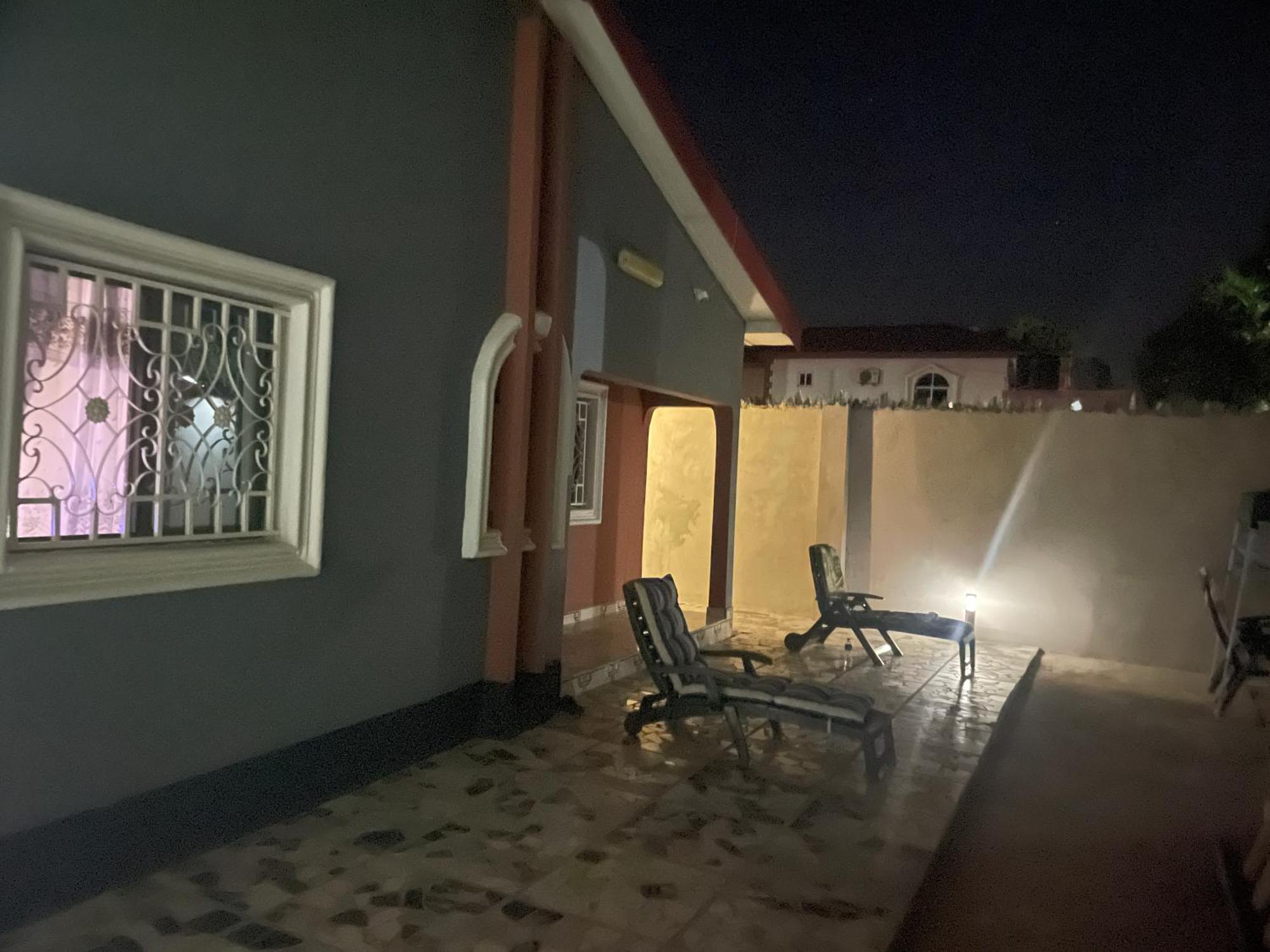Nabixx Residence Brufut Kültér fotó